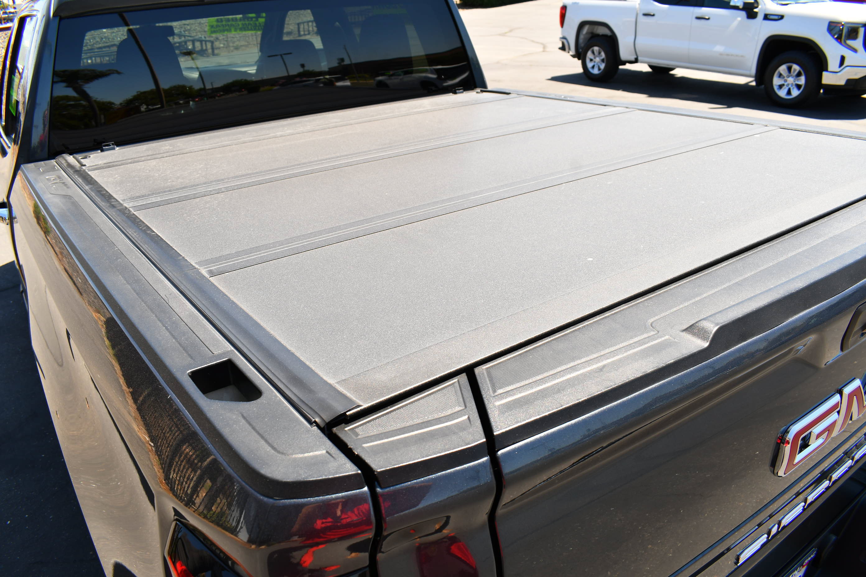Used 2019 GMC Sierra 1500 SLT RWD image 7