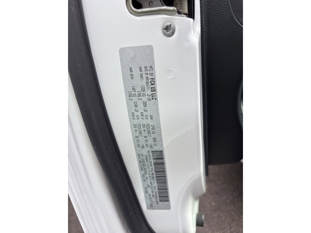 Used 2018 Dodge Grand Caravan SE image 5