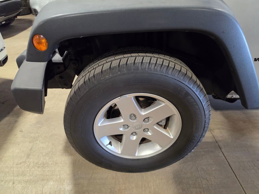 Used 2012 Jeep Wrangler Sport AWD/4WD image 3