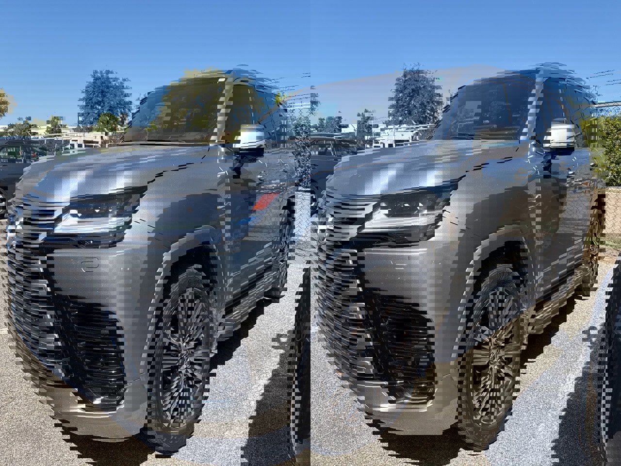 Used 2023 Lexus LX 600 4WD w/ Luxury Package
