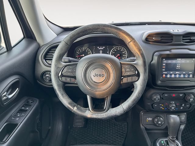 Used 2018 Jeep Renegade Altitude AWD/4WD image 12