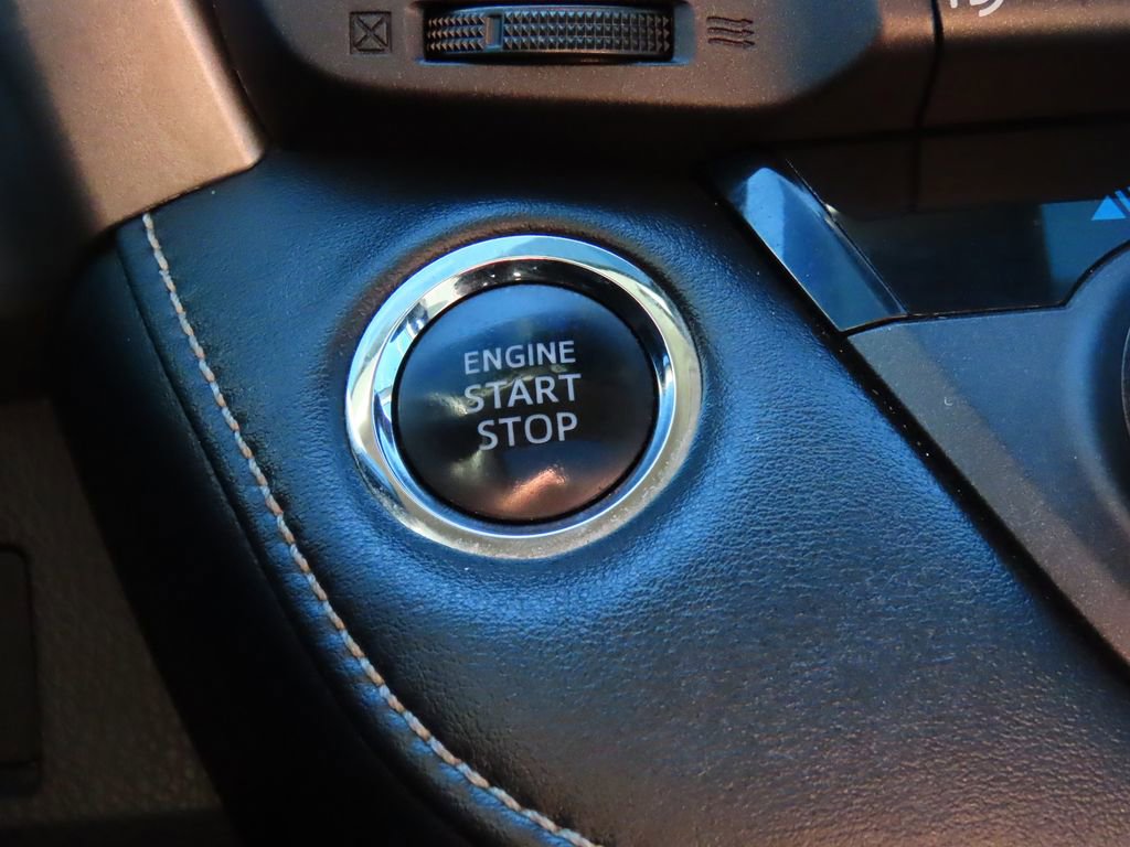 Used 2018 Toyota RAV4 XLE image 29