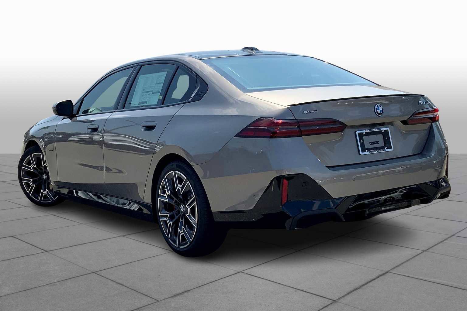 New 2026 BMW 550e xDrive w/ Executive Package image 12