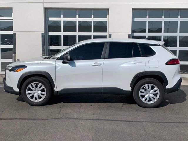 Used 2025 Toyota Corolla Cross L image 3
