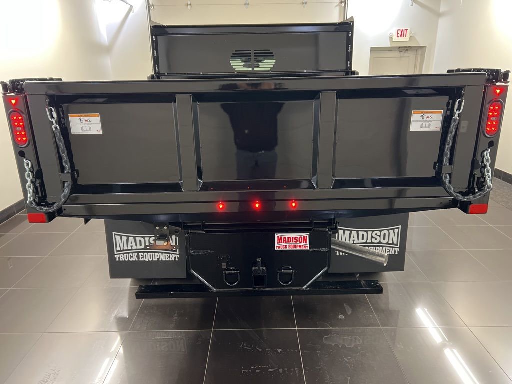 New 2026 Ford F550 4x4 Regular Cab Super Duty image 5