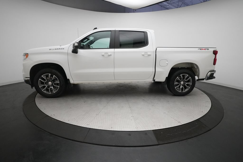 Used 2024 Chevrolet Silverado 1500 LT AWD/4WD image 21