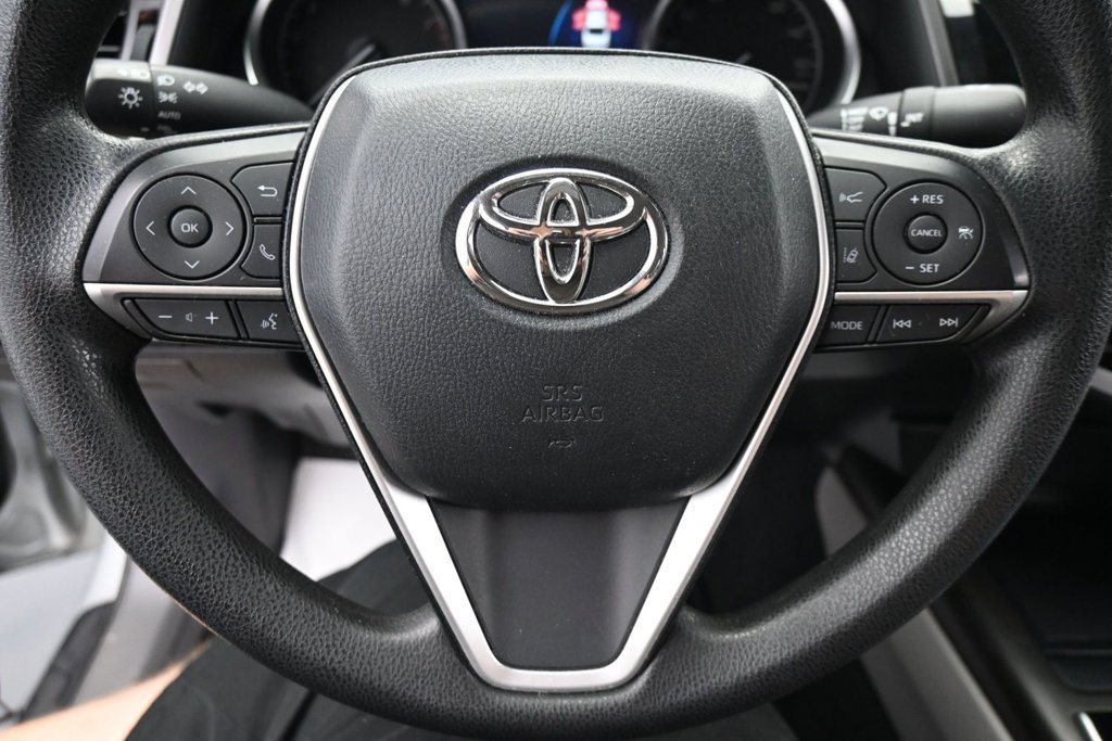 Used 2023 Toyota Camry LE AWD/4WD image 19