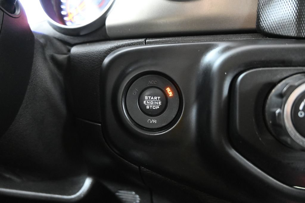 Used 2020 Jeep Wrangler Sport AWD/4WD image 28