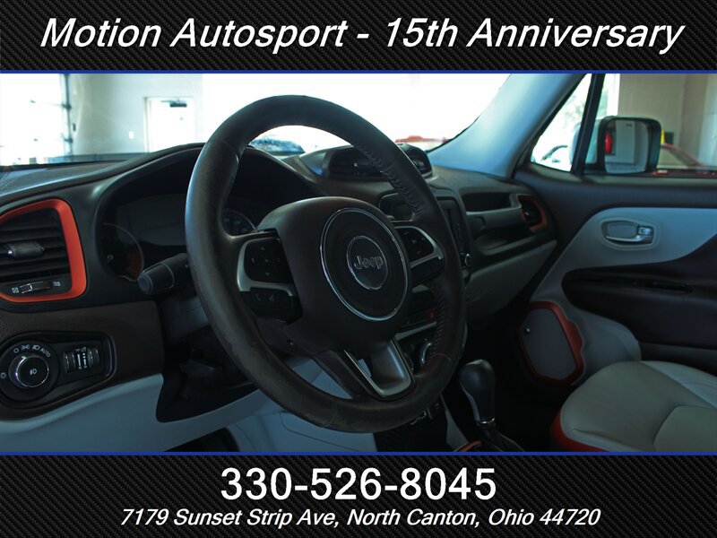 Used 2016 Jeep Renegade Limited FWD image 12