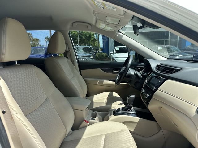 Used 2020 Nissan Rogue SV FWD image 30