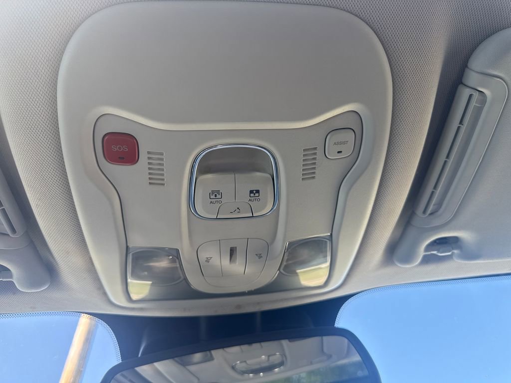 Used 2021 Jeep Renegade Limited w/ Sun & Sound Group AWD/4WD image 29