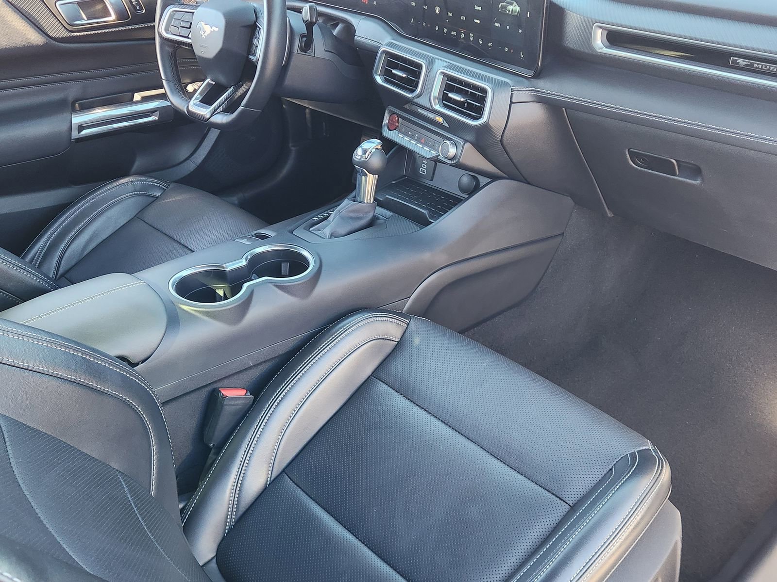 Used 2024 Ford Mustang GT Premium image 31