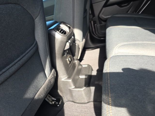 Used 2025 Jeep Wrangler Unlimited Sahara w/ Safety Group image 38