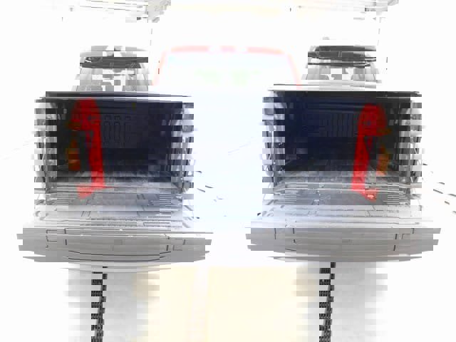 Used 2023 Ford F150 Lightning XLT image 18