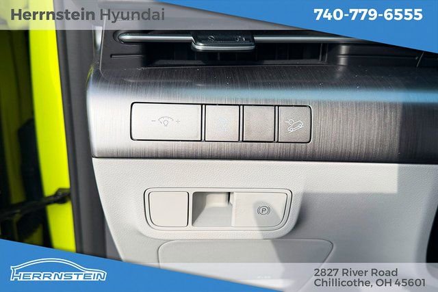Certified 2024 Hyundai Kona SEL w/ Convenience Package image 16