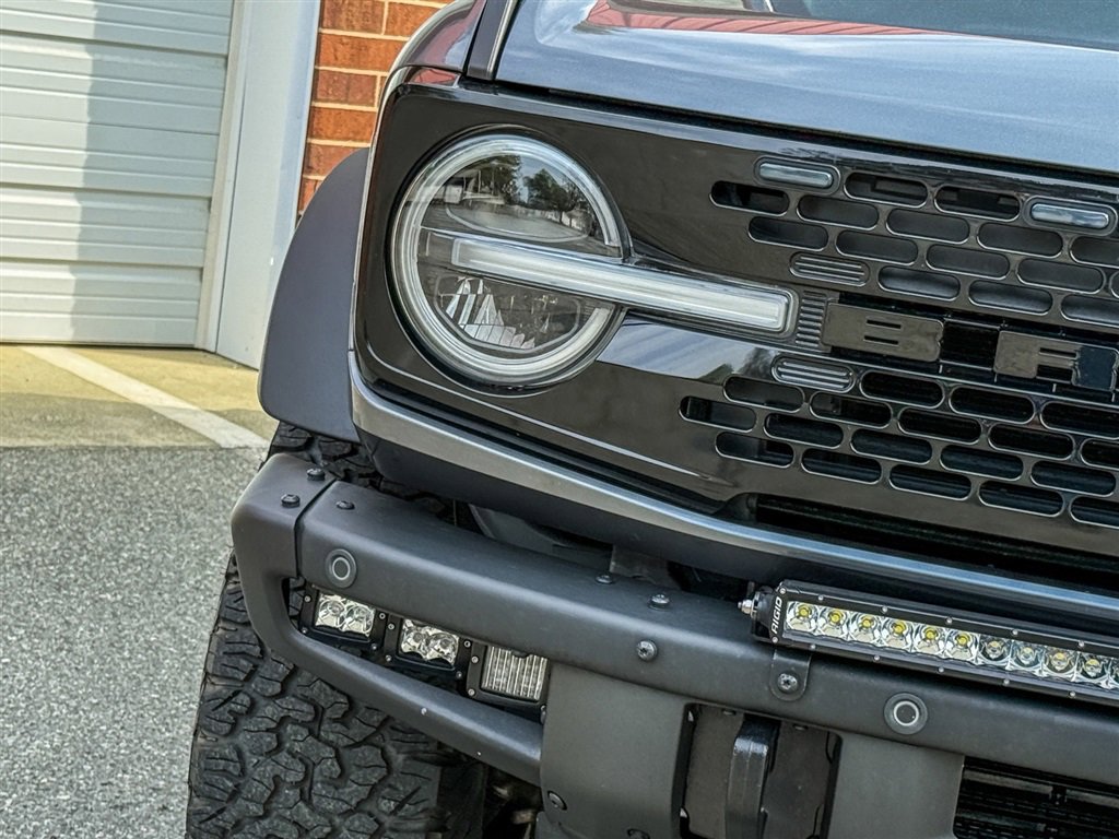 Used 2021 Ford Bronco Wildtrak image 9