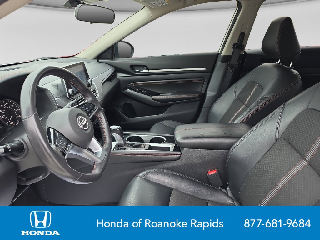 Used 2023 Nissan Altima 2.5 SR FWD image 10