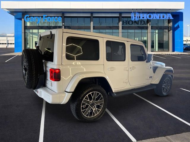 Used 2024 Jeep Wrangler High Altitude AWD/4WD image 2