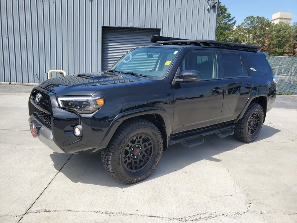 Used 2018 Toyota 4Runner TRD Off-Road AWD/4WD image 9