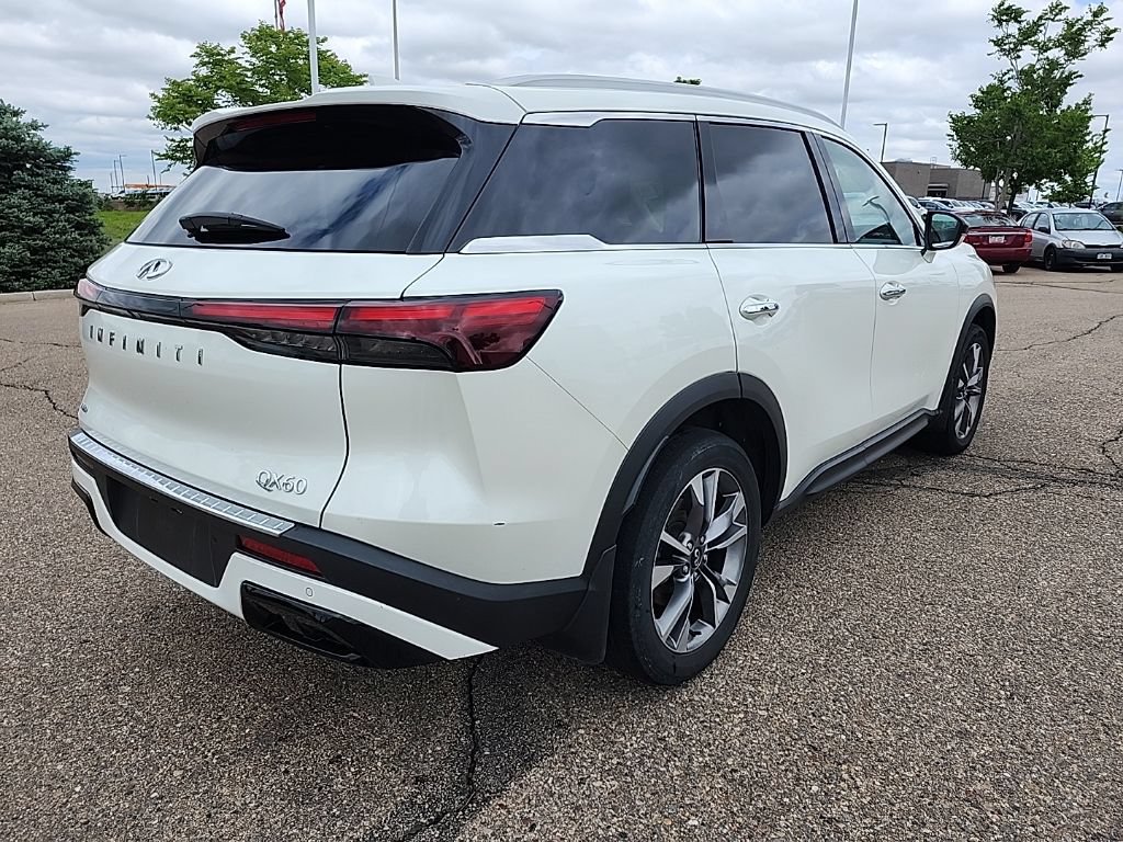 Certified 2023 INFINITI QX60 Luxe w/ Cargo Package AWD/4WD image 4