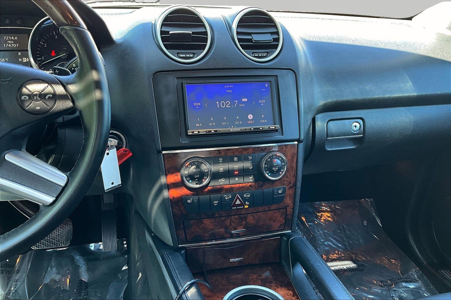 Used 2010 Mercedes-Benz ML 350 4MATIC image 9