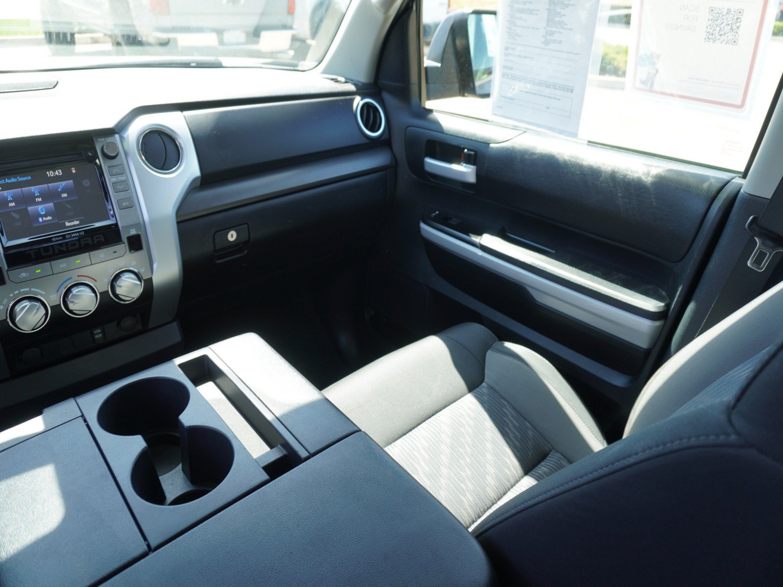 Used 2018 Toyota Tundra SR5 RWD image 14