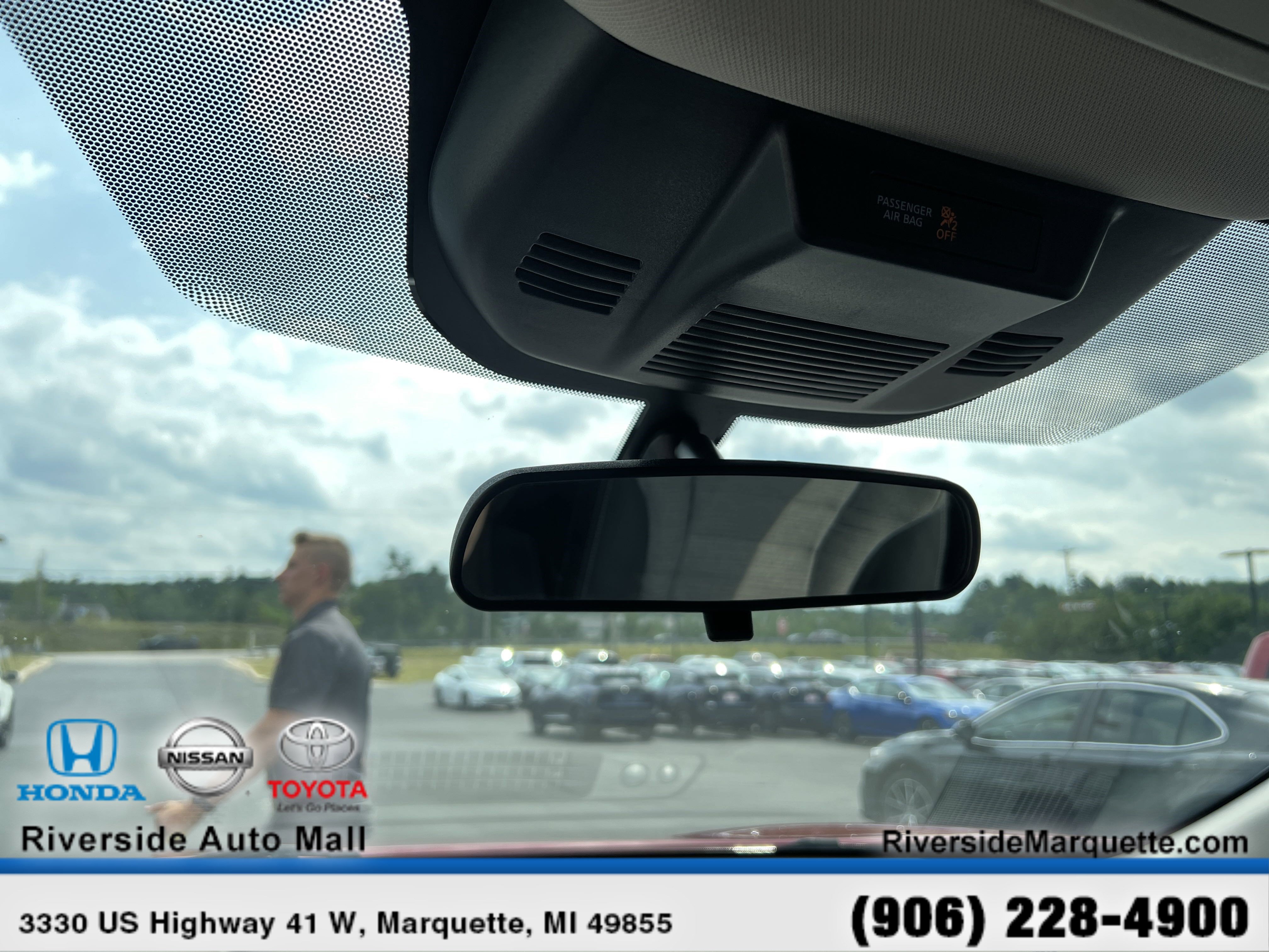 Used 2023 Nissan Rogue SV image 19