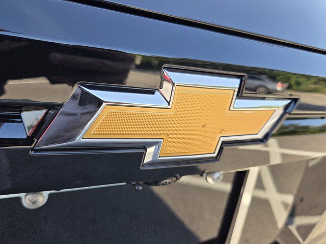 New 2026 Chevrolet Traverse LT w/ Driver Confidence Package FWD image 30
