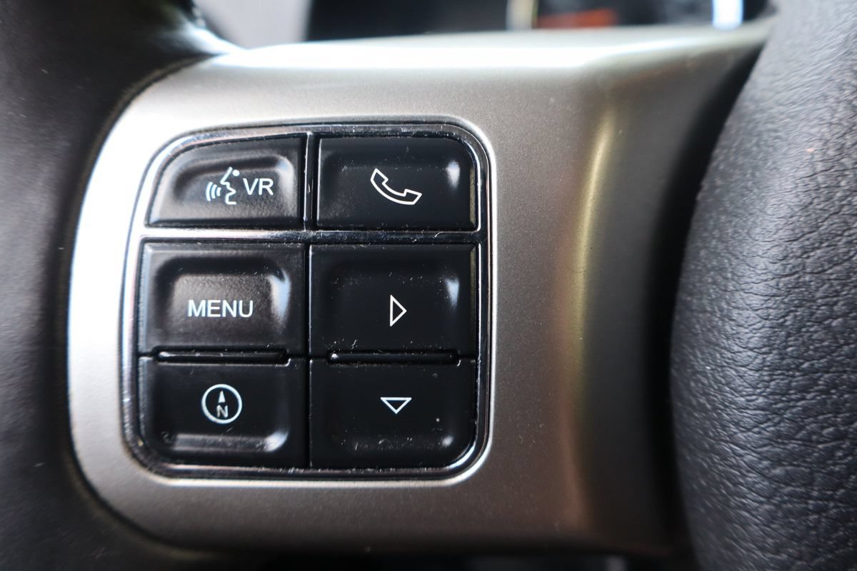 Used 2015 Jeep Patriot Limited w/ Sun/Sound Group FWD image 29