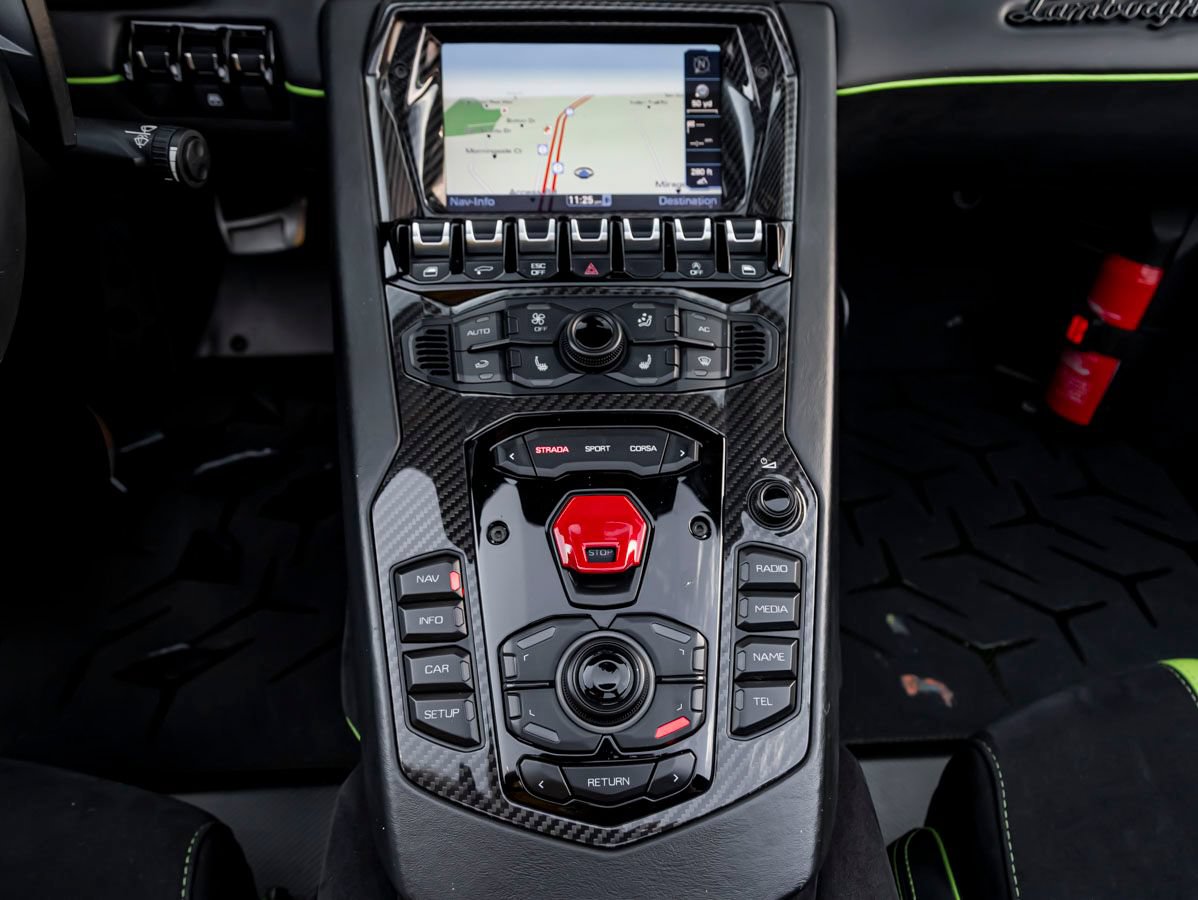 Used 2016 Lamborghini Aventador LP 750-4 Superveloce AWD/4WD image 24