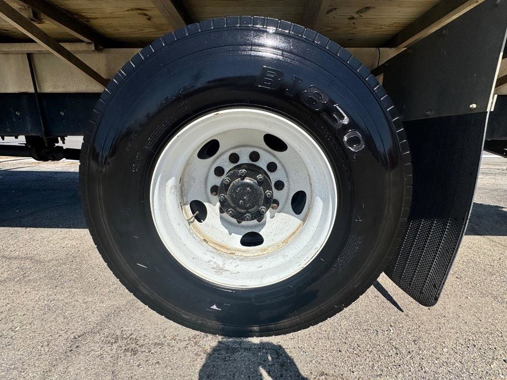 Used 2021 Ford F750 2WD Regular Cab Super Duty image 21