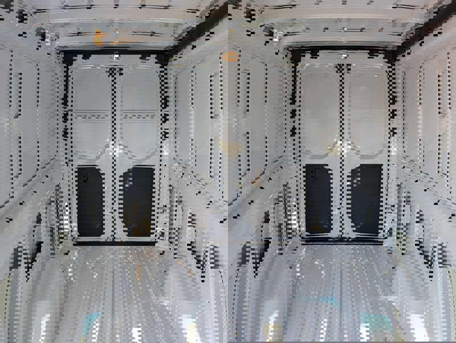 Used 2024 Mercedes-Benz Sprinter 3500 image 16