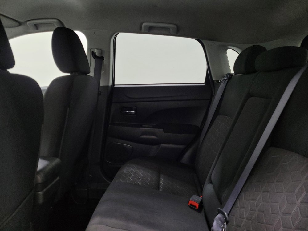 Used 2021 Mitsubishi Outlander Sport LE FWD image 18