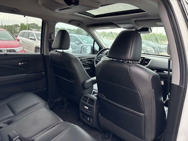 Used 2021 Honda Pilot Touring image 24