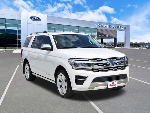 Used 2024 Ford Expedition Platinum RWD image 6