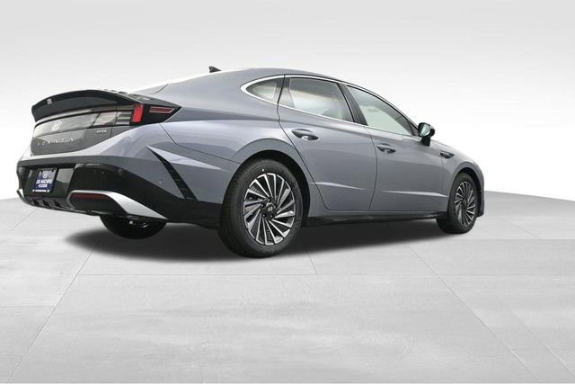 Used 2025 Hyundai Sonata Limited image 38