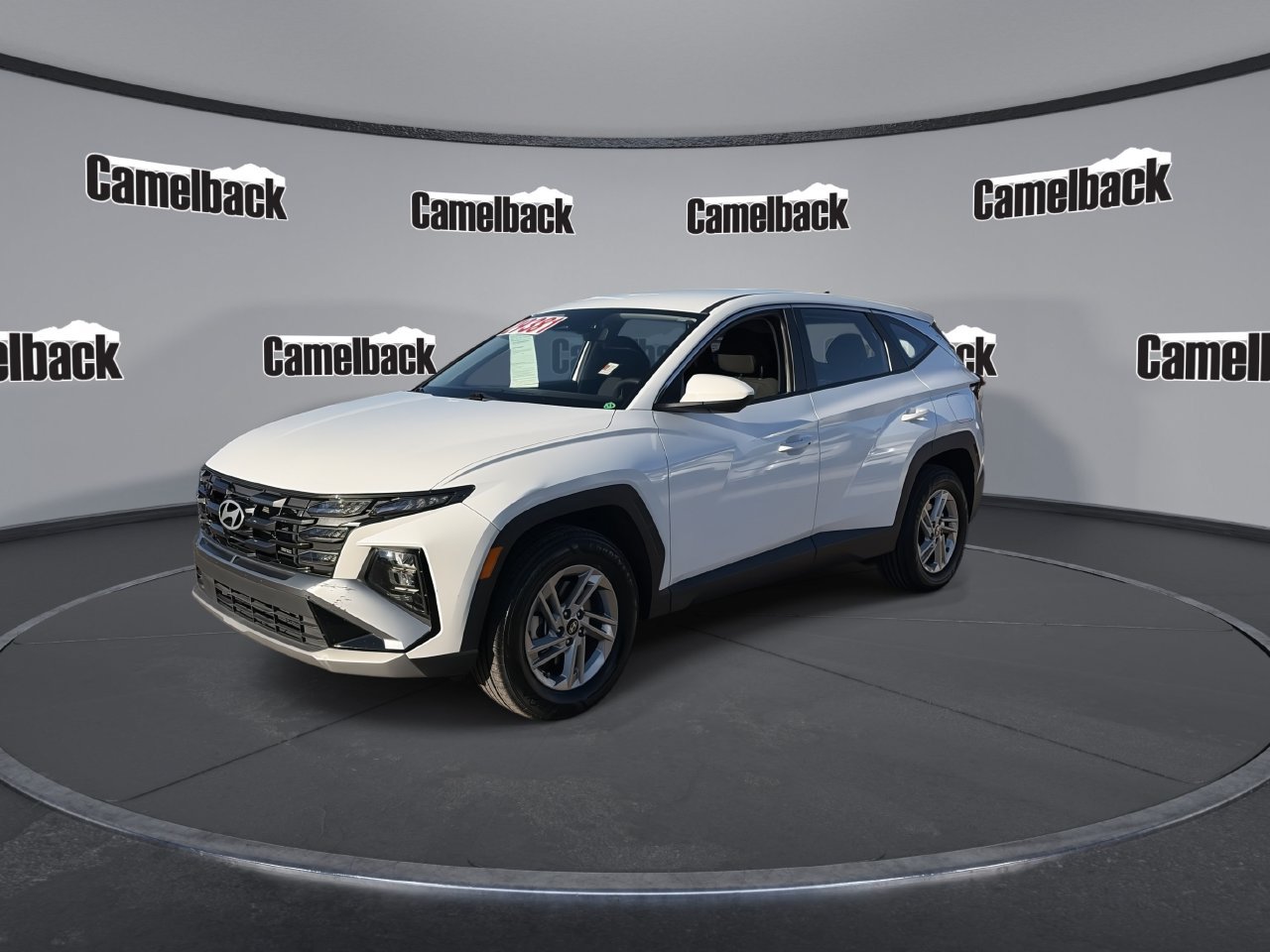 Certified 2025 Hyundai Tucson SE AWD/4WD image 3