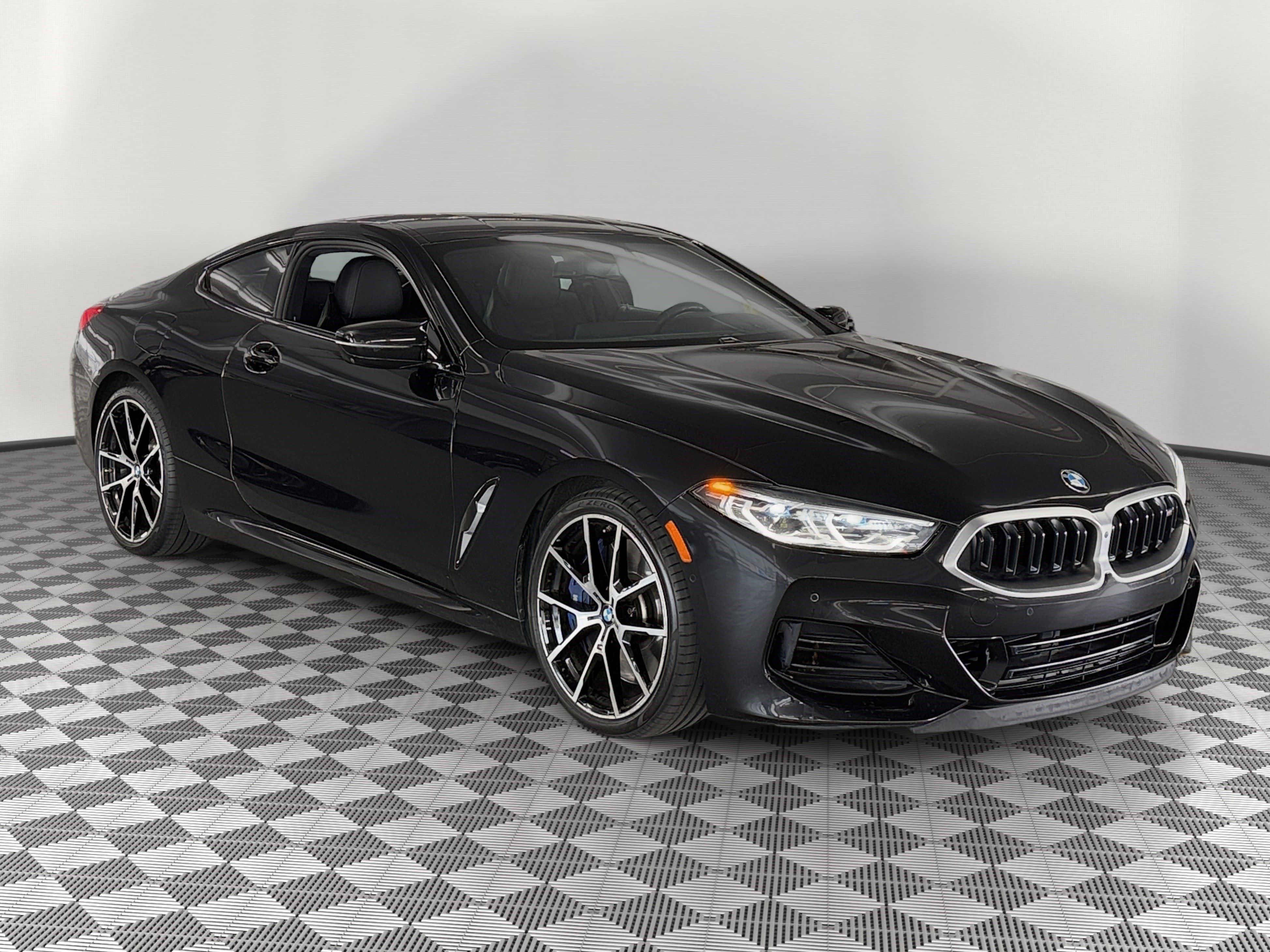 Used 2023 BMW M850i xDrive Coupe w/ Driving Assistance Package AWD/4WD image 7