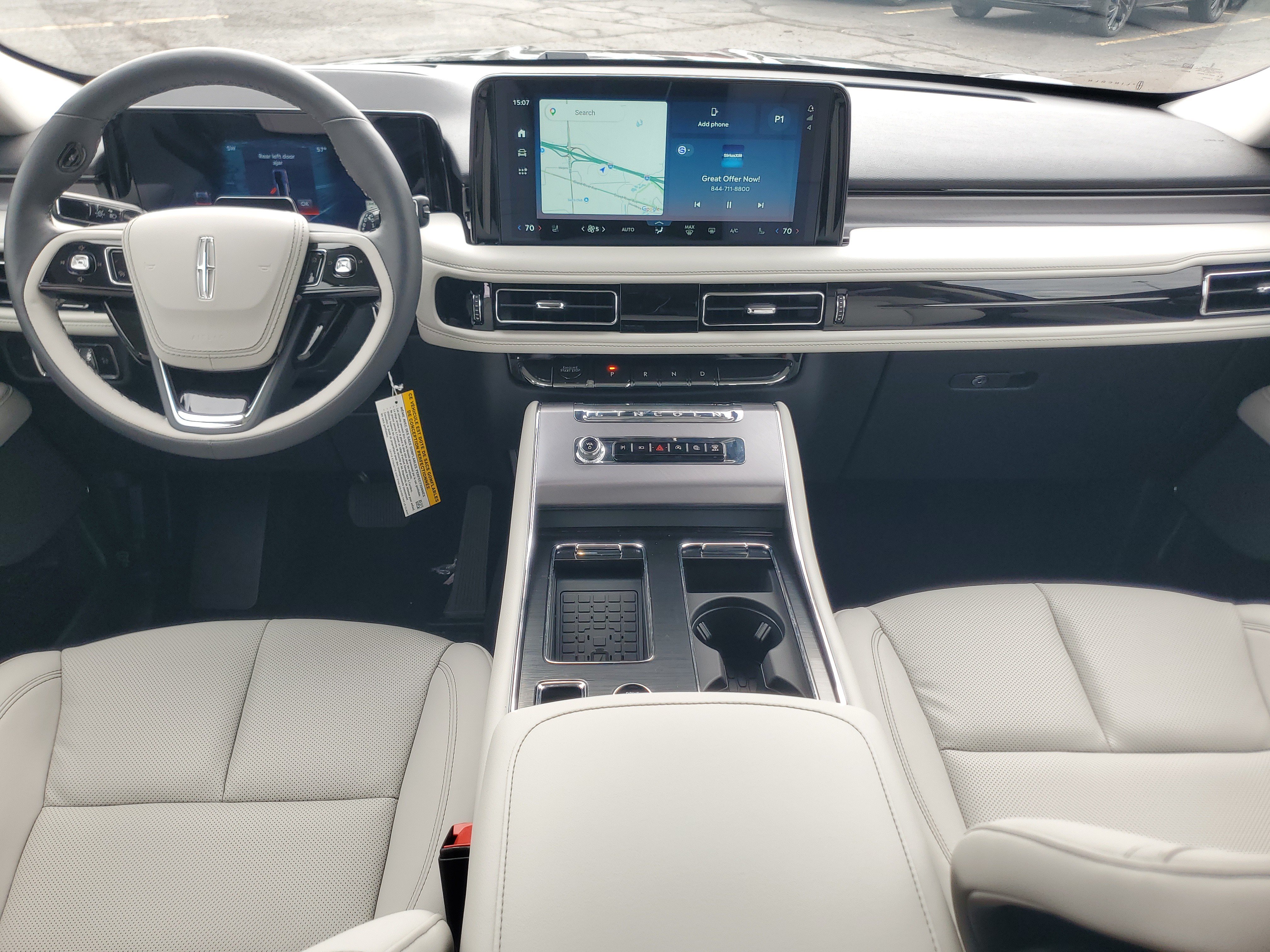 New 2027 Lincoln Aviator AWD image 25