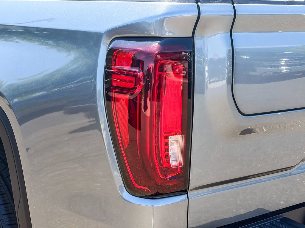 Used 2020 GMC Sierra 1500 SLT w/ SLT Premium Plus Package AWD/4WD image 8