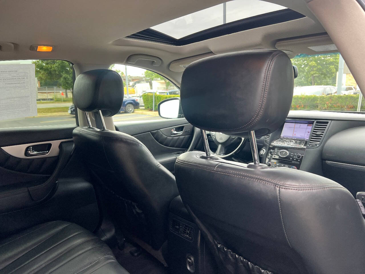 Used 2014 INFINITI QX70 AWD w/ Premium Package image 26
