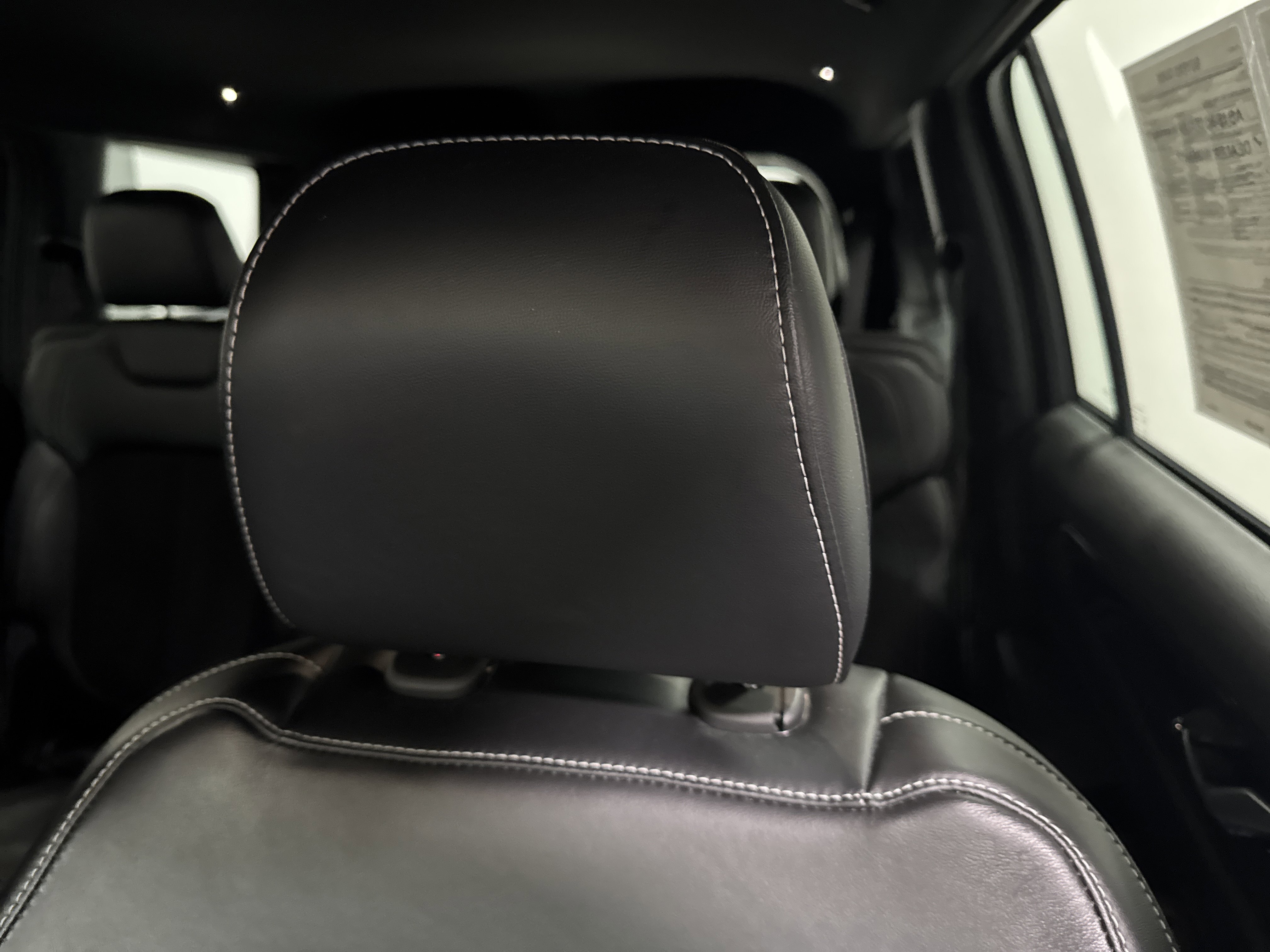 Used 2021 Jeep Grand Cherokee L Altitude image 28