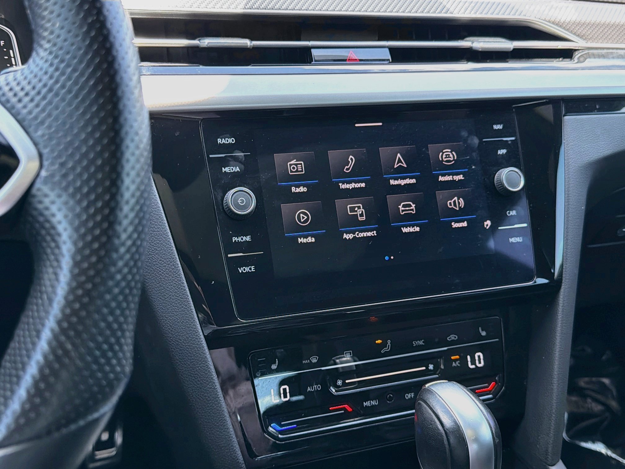 Certified 2023 Volkswagen Arteon SEL AWD/4WD image 25