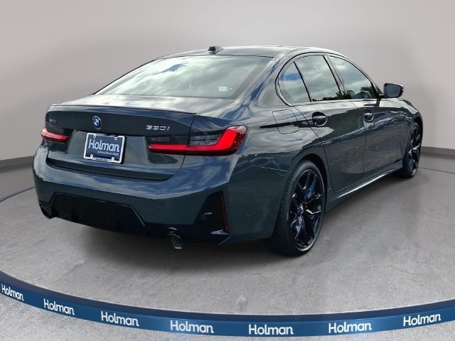New 2026 BMW 330i xDrive Sedan w/ M Sport Package AWD/4WD image 4