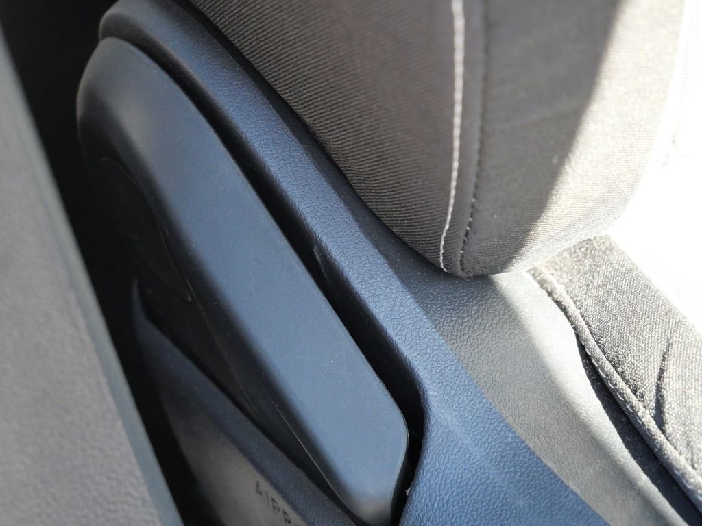 Used 2025 Volkswagen Jetta Sport image 19