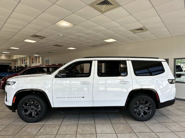 New 2026 Jeep Grand Wagoneer Limited w/ Convenience Group I AWD/4WD image 12