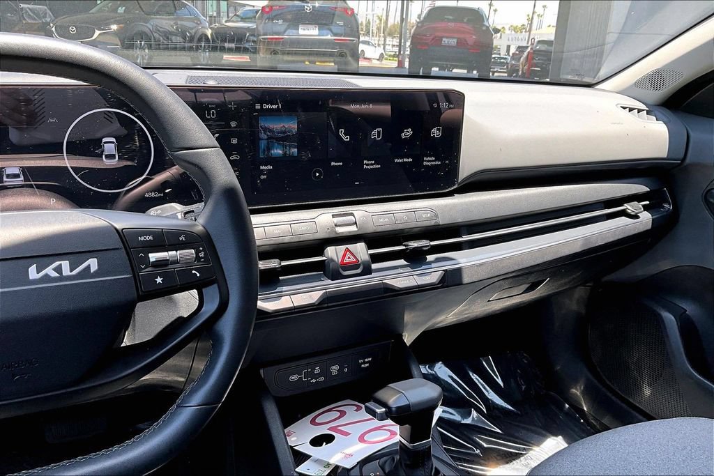 Used 2025 Kia K4 EX FWD image 10