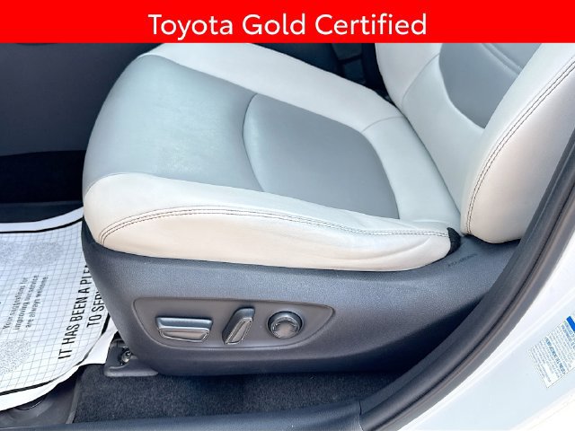 Certified 2021 Toyota RAV4 XLE Premium AWD/4WD image 20