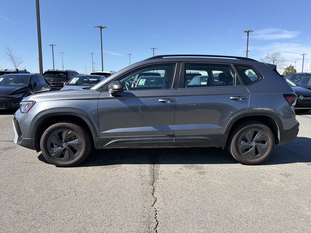 Used 2025 Volkswagen Taos S image 2