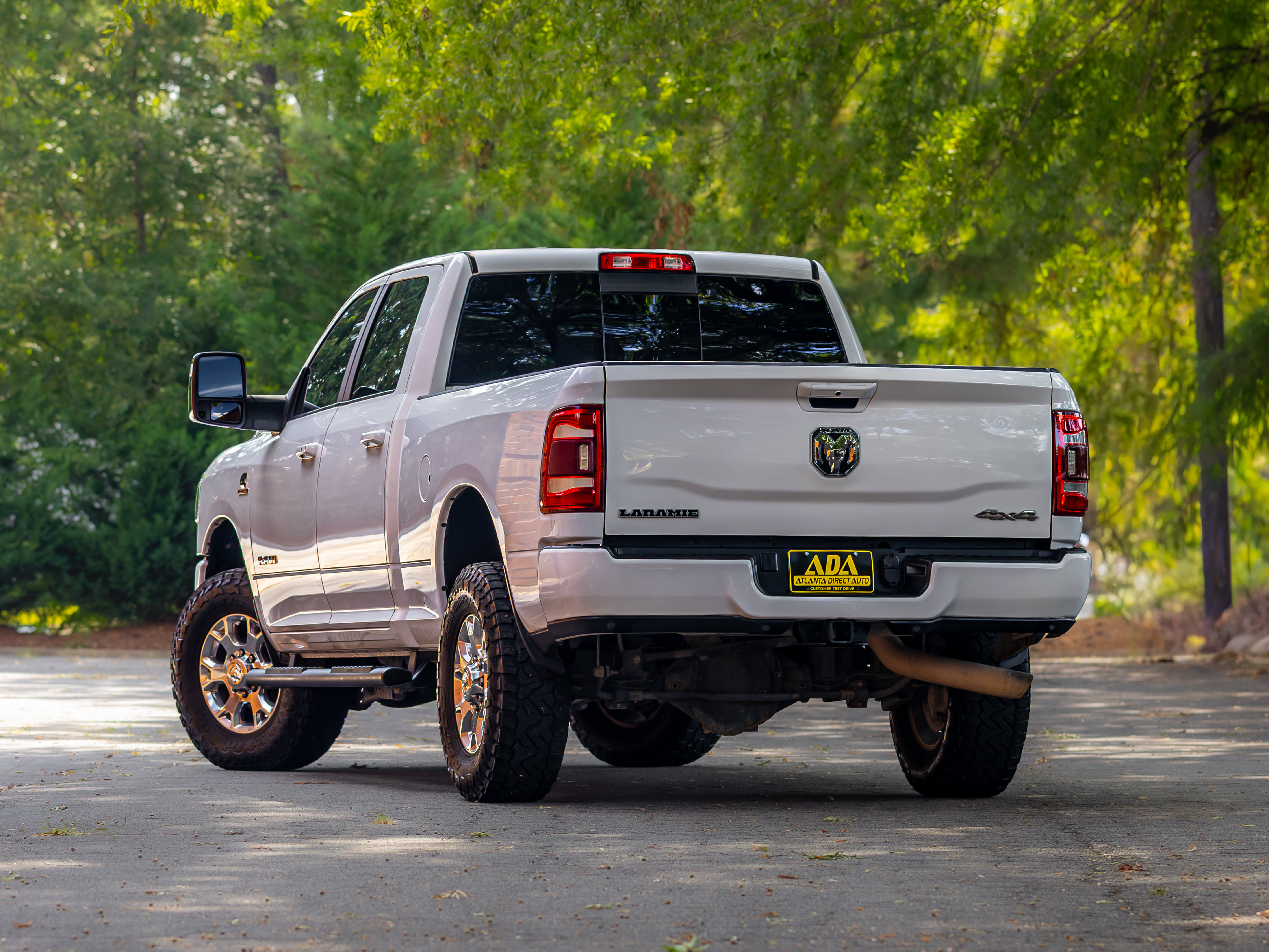 Used 2023 RAM 2500 Laramie AWD/4WD image 3